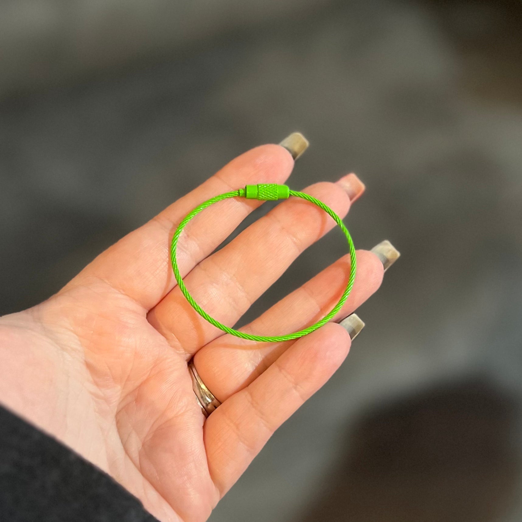 Wire Keychain Cable Thingie - Keychain Clips